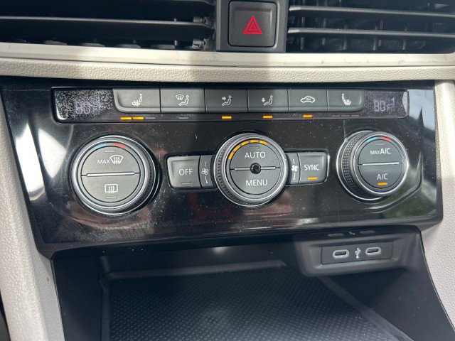 Used 2024 Volkswagen Jetta SE image 18