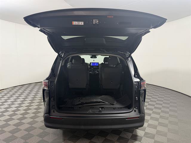 Certified 2026 Toyota Sienna XLE AWD/4WD image 22