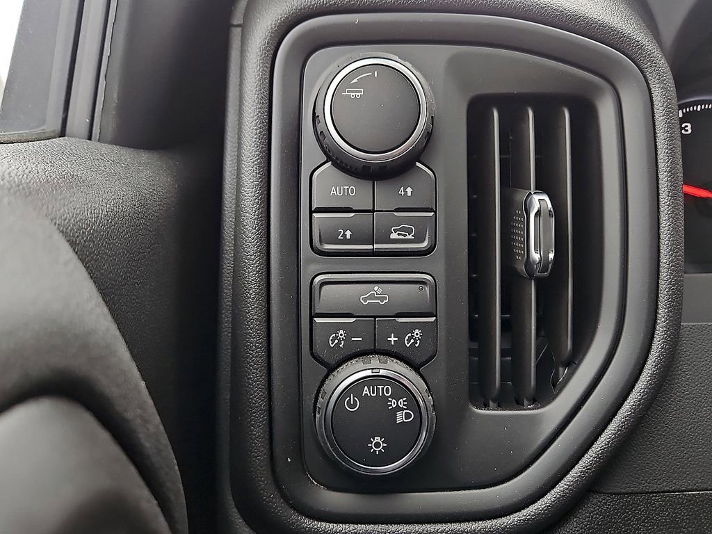 New 2025 Chevrolet Silverado 1500 W/T w/ WT Value Package image 15