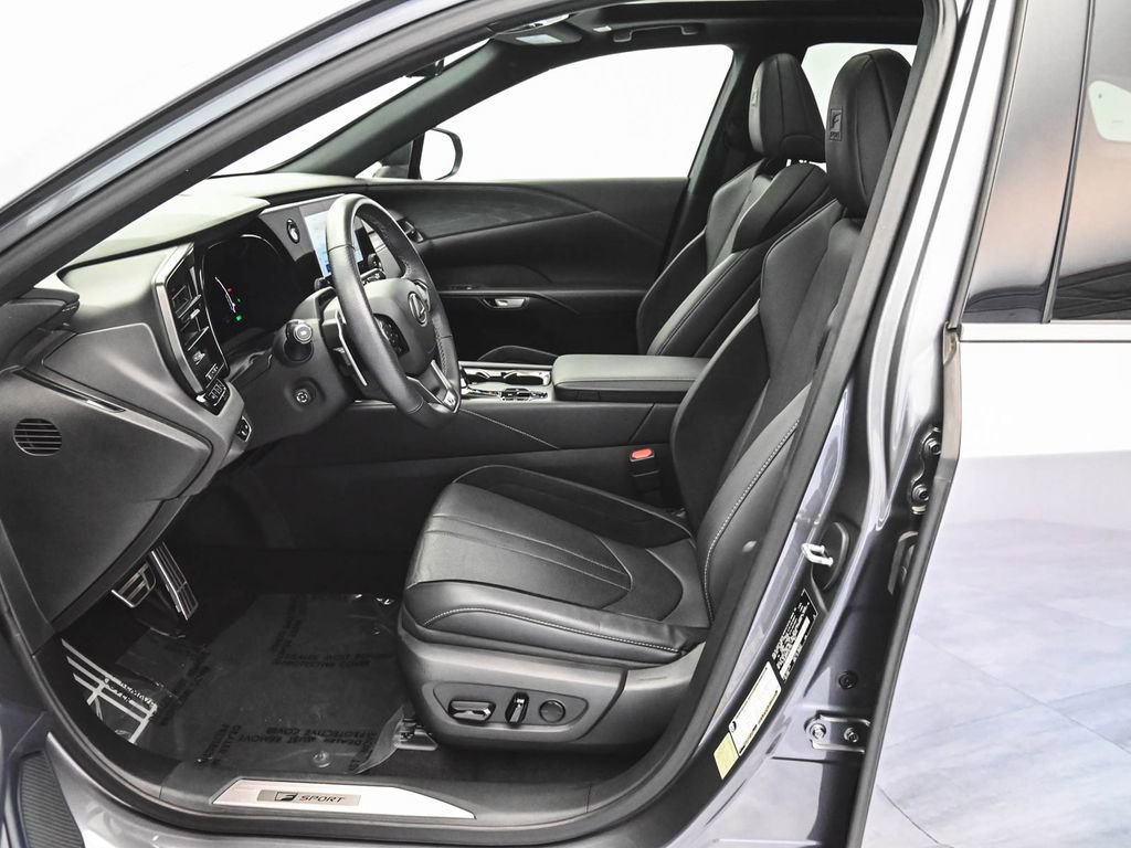 Used 2023 Lexus RX 500h F Sport w/ Accessory Package (Z1) image 27