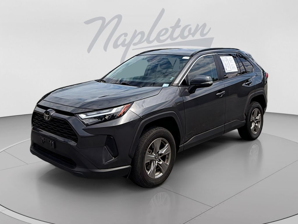 Used 2024 Toyota RAV4 XLE FWD image 1