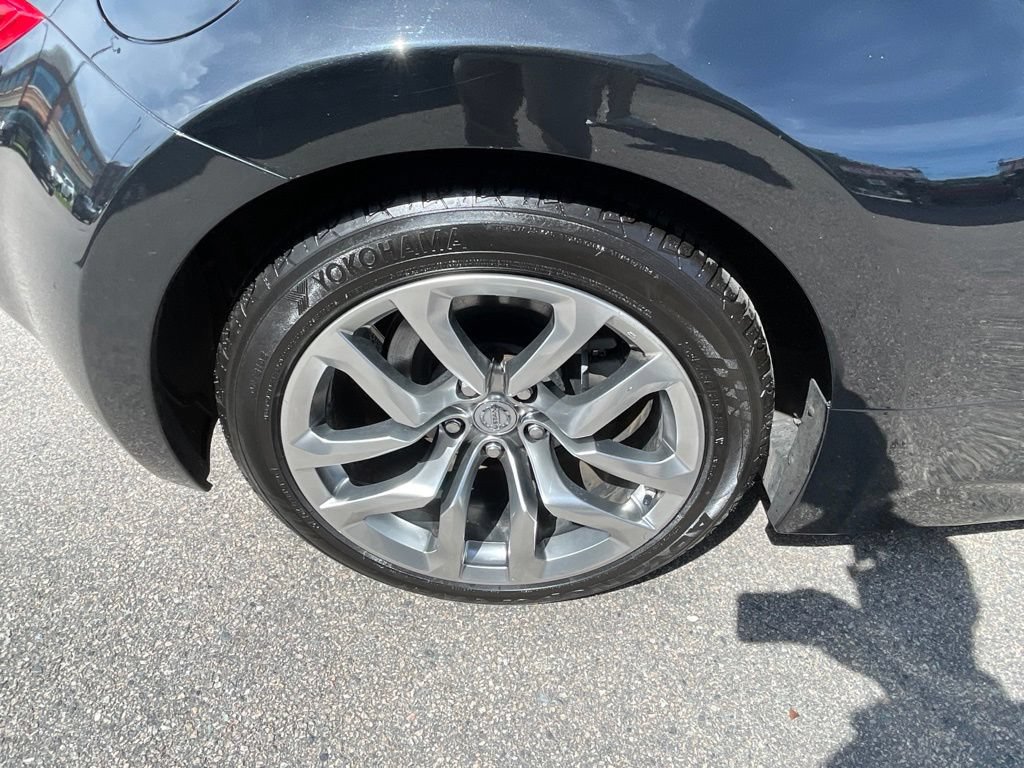 Used 2010 Nissan 370Z Touring RWD image 7