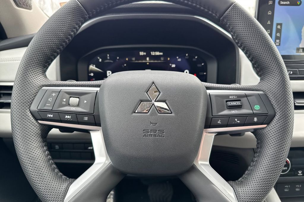 New 2026 Mitsubishi Outlander SE AWD/4WD image 24