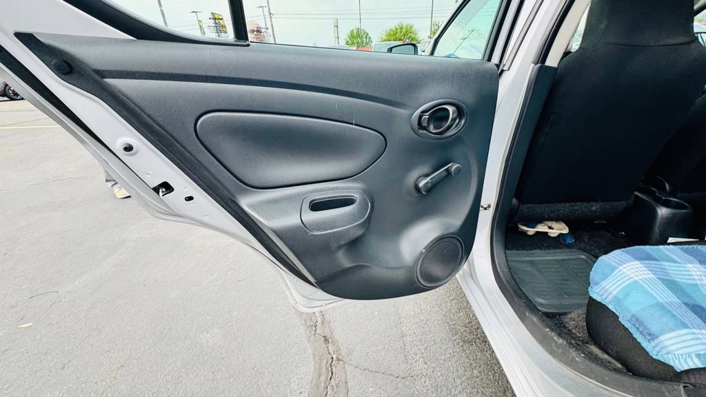 Used 2017 Nissan Versa S FWD image 9