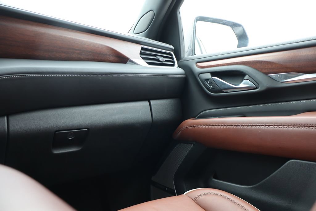 Used 2023 GMC Yukon Denali Ultimate image 48