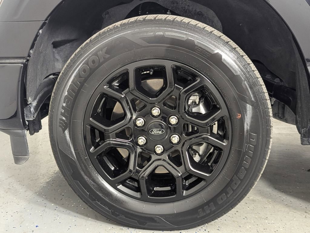 Used 2024 Ford F150 XLT w/ XLT Black Appearance Package image 11
