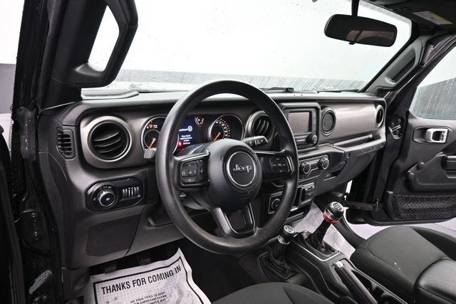 Used 2021 Jeep Wrangler Sport AWD/4WD image 10