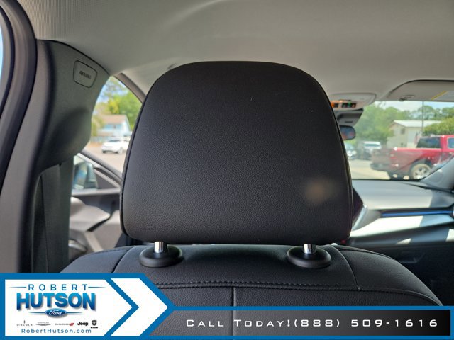 Used 2025 Chevrolet Trax LT w/ Driver Confidence Package FWD image 22