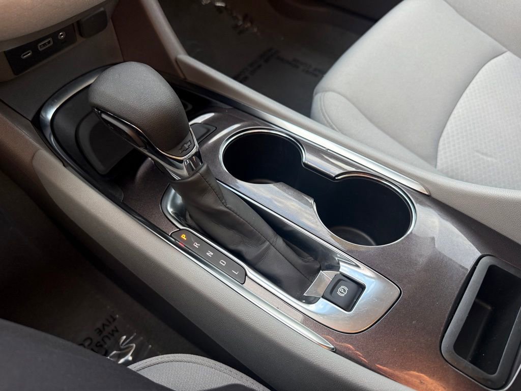 Used 2023 Chevrolet Malibu LT image 28