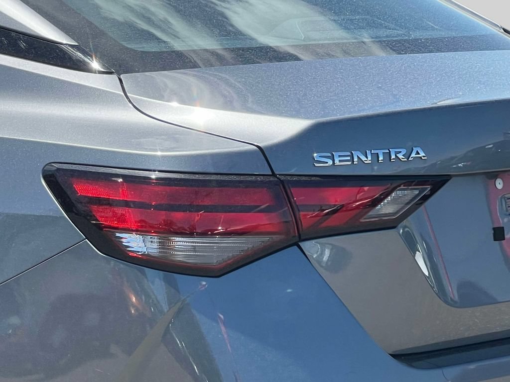 Used 2023 Nissan Sentra SV w/ All-Weather Package FWD image 9