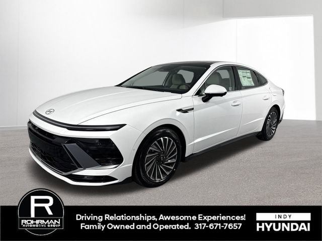 Used 2025 Hyundai Sonata Limited image 12