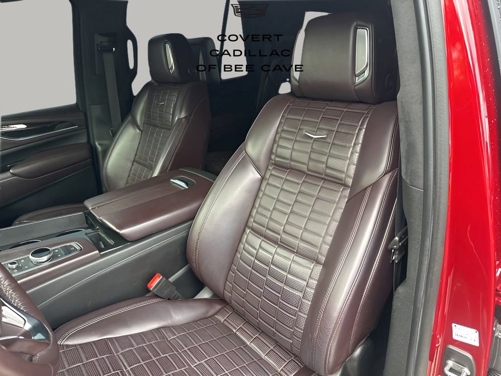 Used 2022 Cadillac Escalade Sport Platinum w/ Heavy-Duty Trailer Package image 32