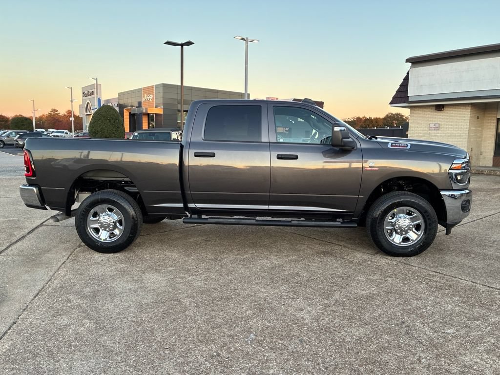 New 2026 RAM 2500 Tradesman AWD/4WD image 7