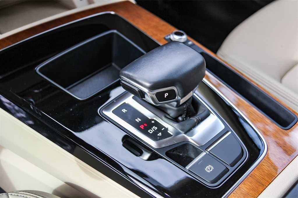 Used 2022 Audi Q5 2.0T Premium image 19