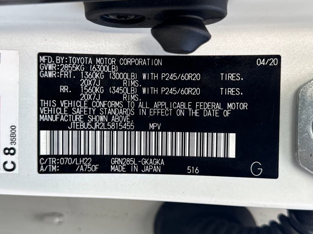 Used 2020 Toyota 4Runner Nightshade w/ Four Season Floor Mat Package image 30