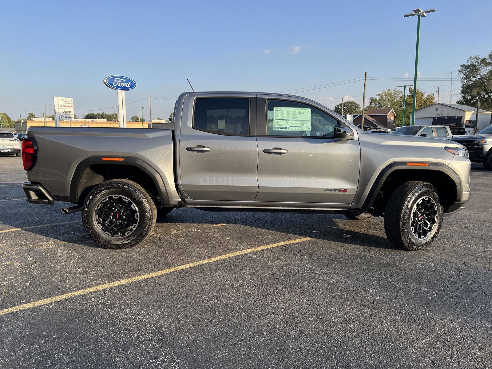 New 2026 GMC Canyon AT4 image 4