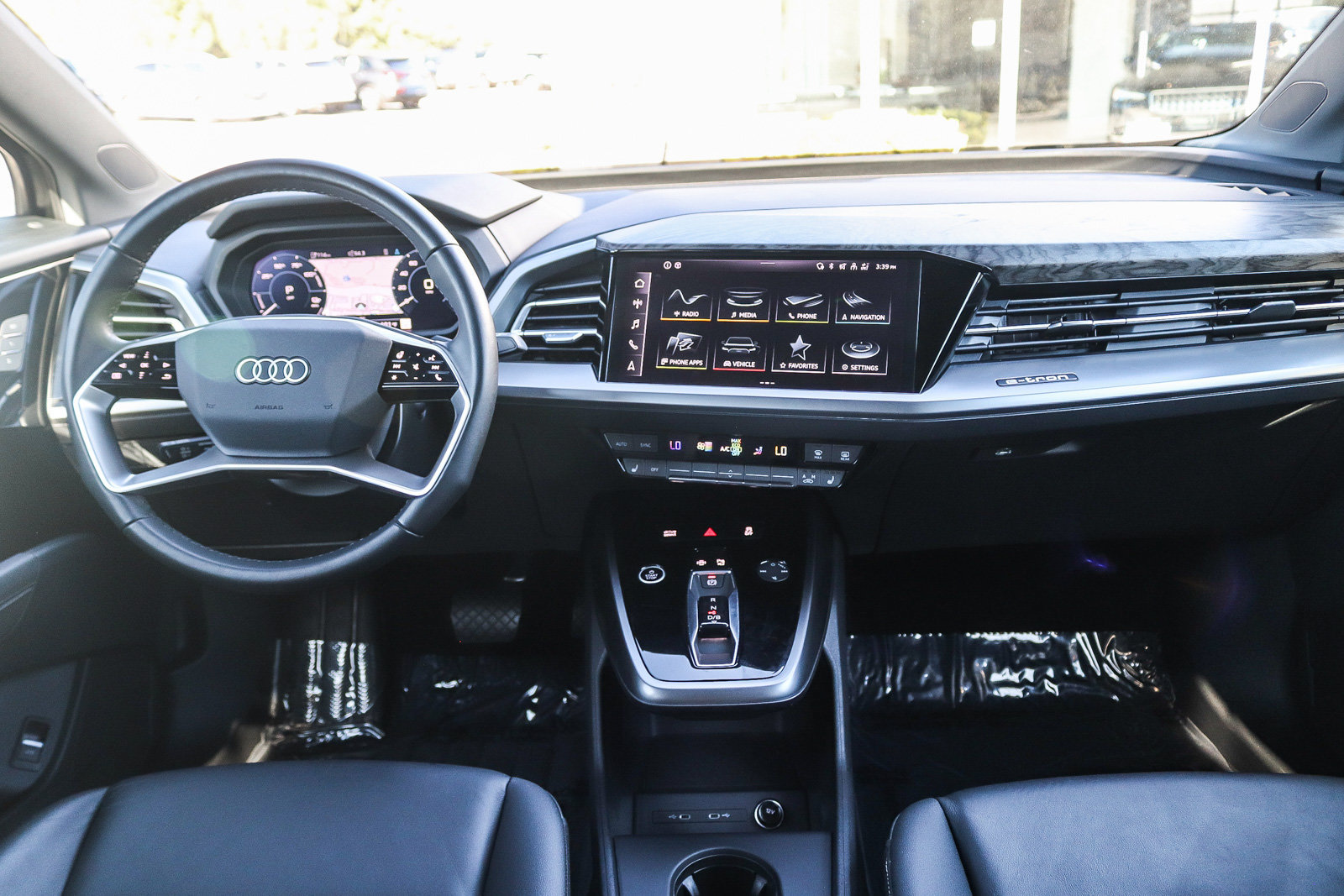 Certified 2024 Audi Q4 e-tron Premium Plus w/ Premium Plus AWD/4WD image 14