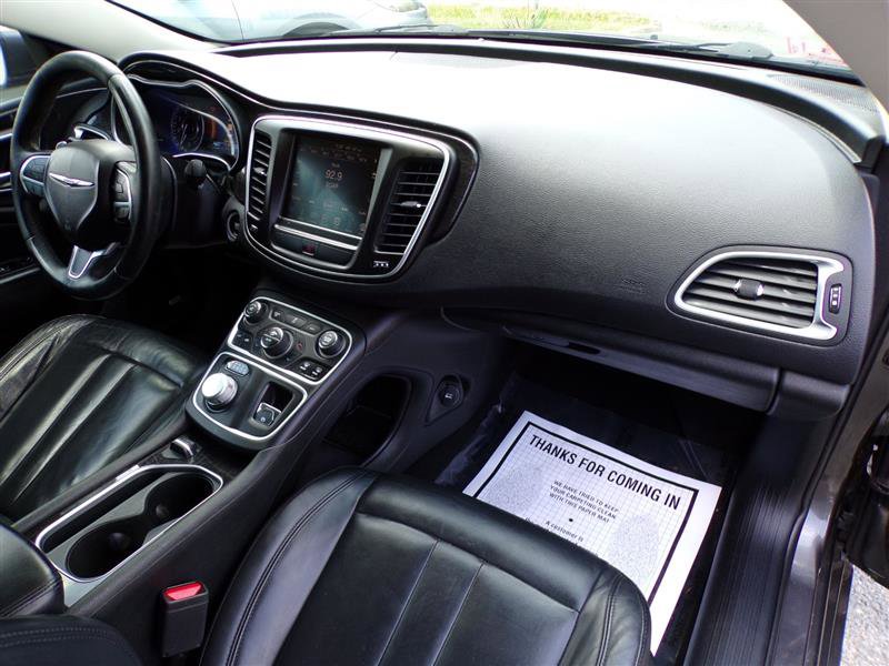 Used 2015 Chrysler 200 C w/ Navigation & Sound Group I image 19