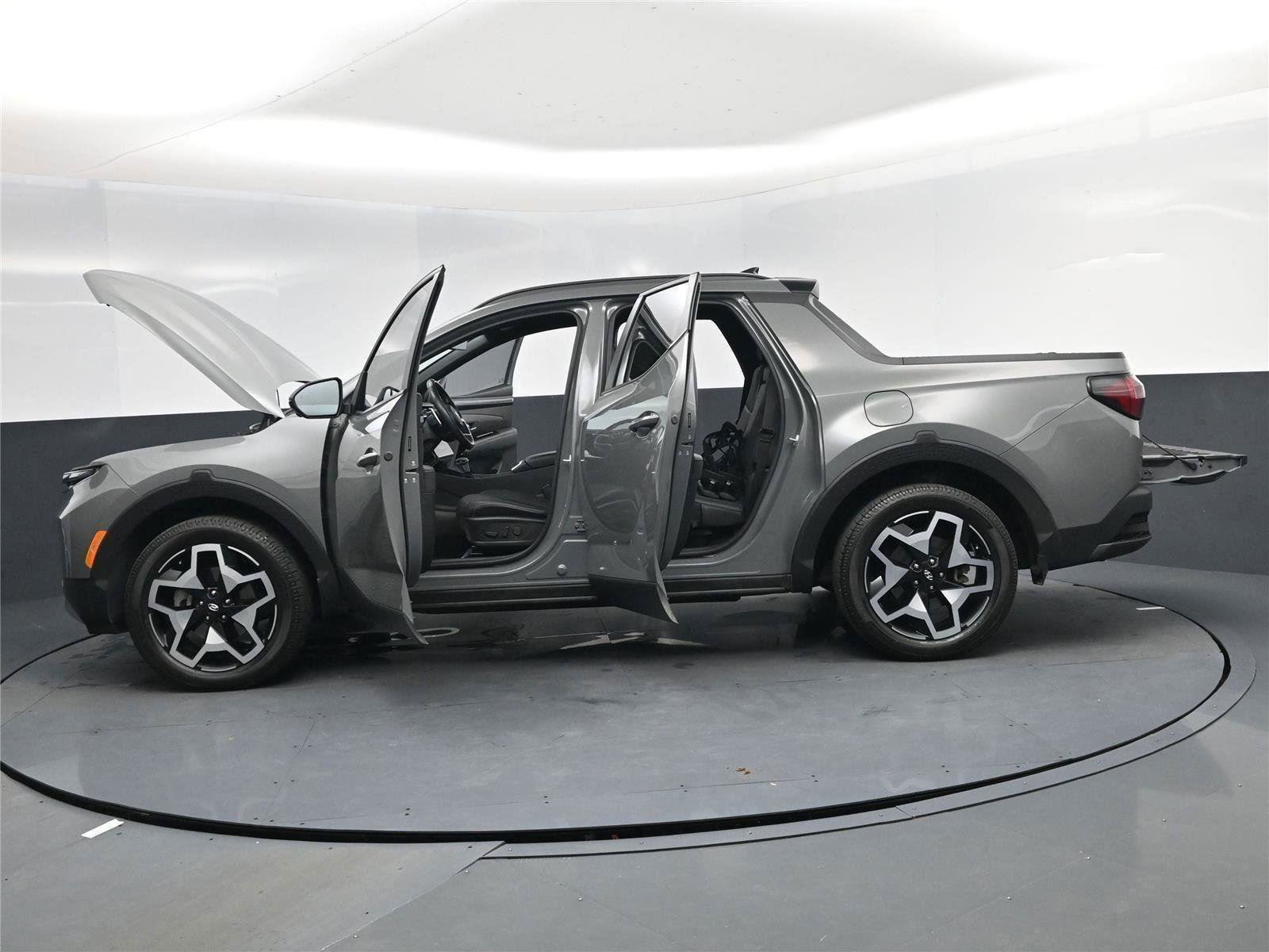 Used 2023 Hyundai Santa Cruz Limited image 20