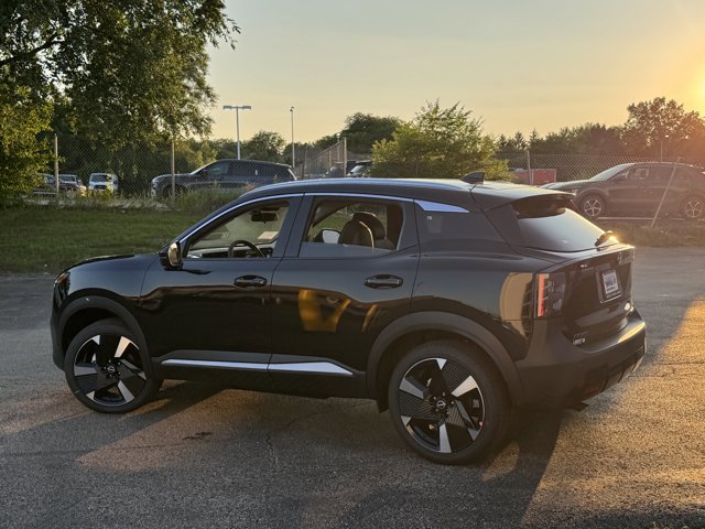 New 2025 Nissan Kicks SR w/ SR Premium Package image 26