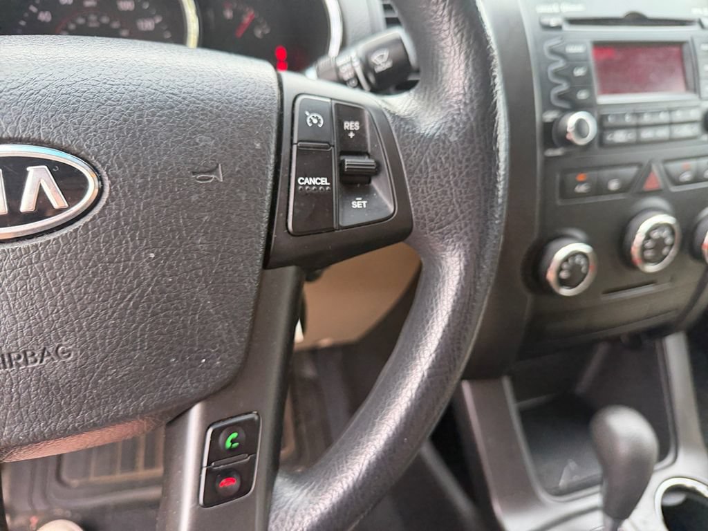 Used 2011 Kia Sorento 2WD image 18