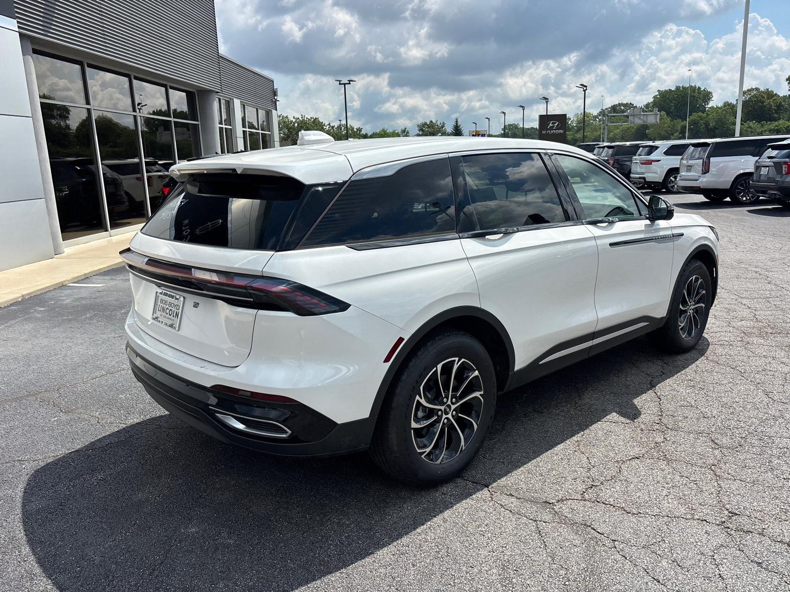 New 2026 Lincoln Nautilus Premier AWD/4WD image 7