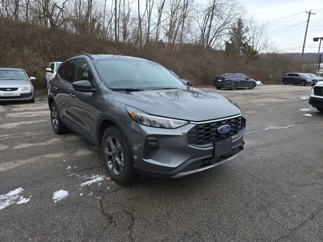 Used 2025 Ford Escape ST-Line image 9