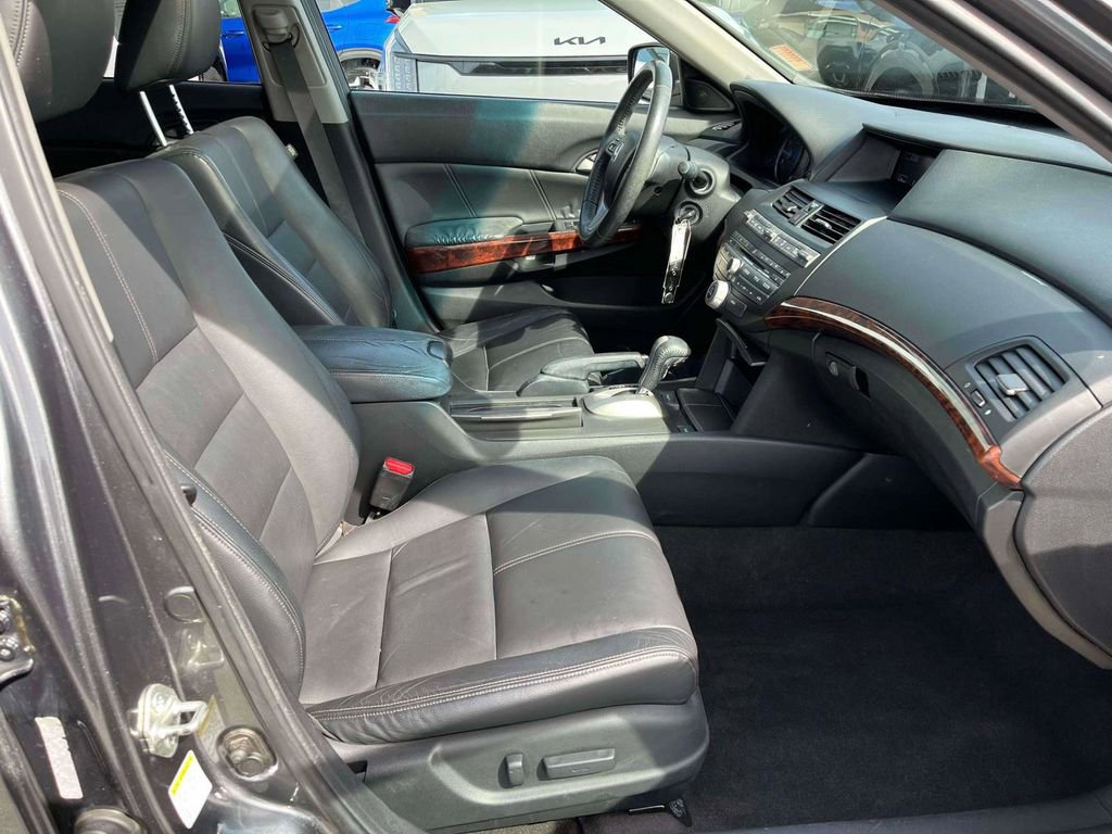 Used 2012 Honda Crosstour EX-L image 15