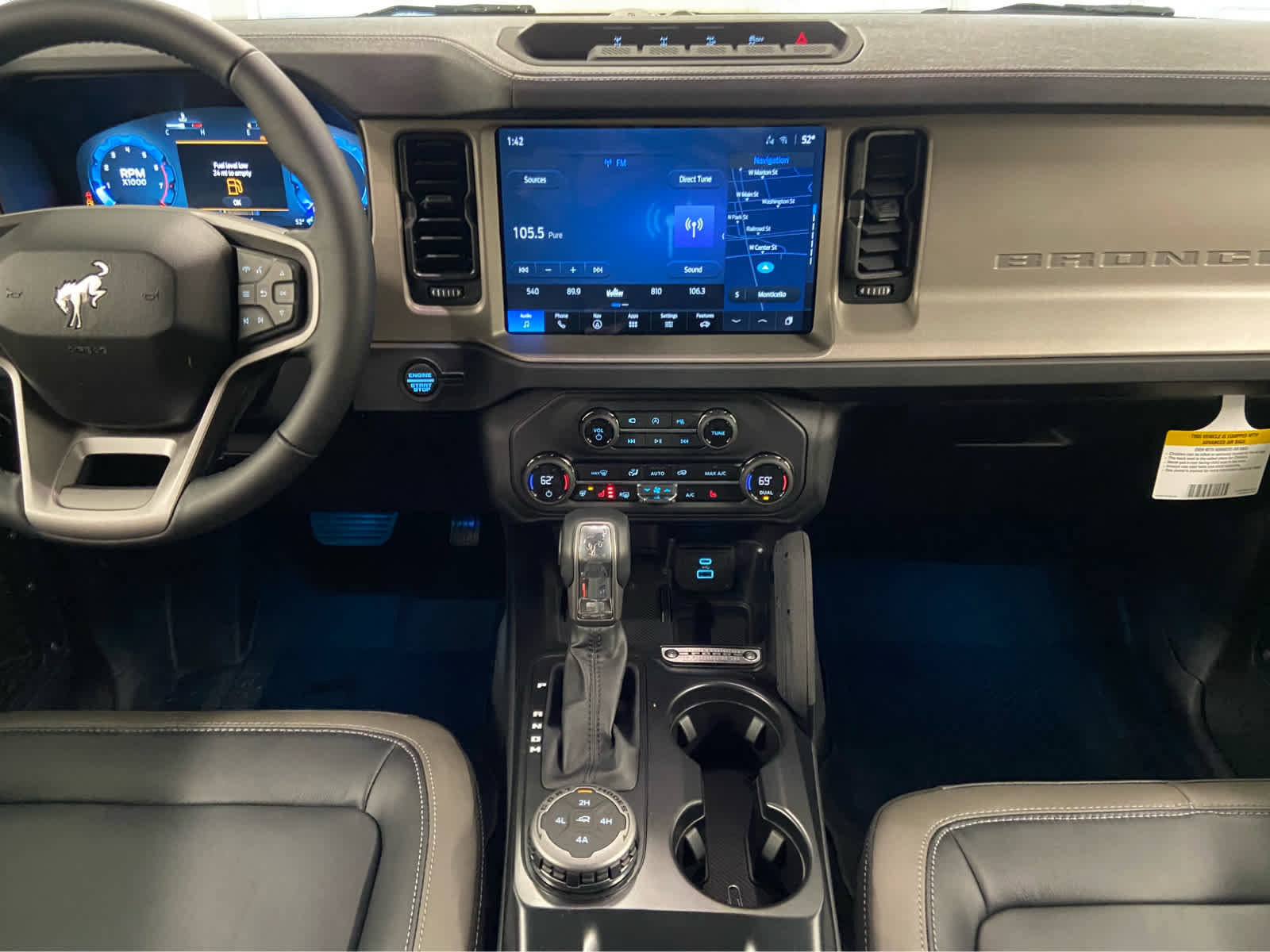 New 2025 Ford Bronco Outer Banks w/ Sasquatch Package image 18