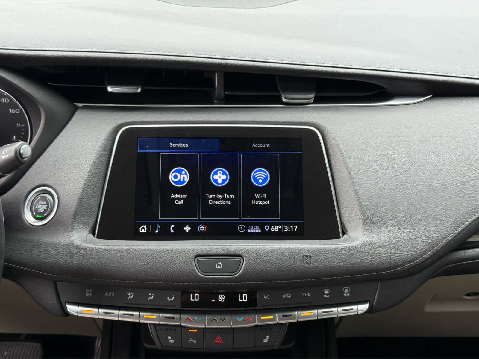 Used 2020 Cadillac XT4 Premium Luxury w/ Cold Weather Package FWD image 30