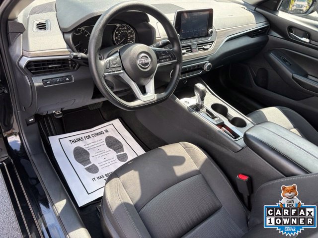 Used 2025 Nissan Altima 2.5 SV FWD image 27