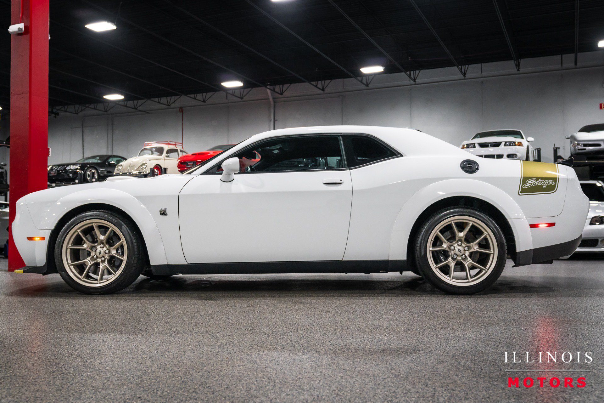 Used 2023 Dodge Challenger R/T Scat Pack RWD image 2