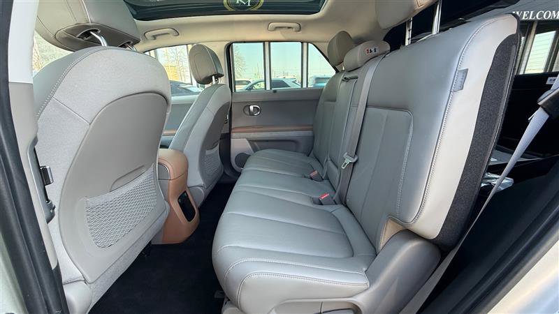 Used 2024 Hyundai Ioniq 5 Limited image 20