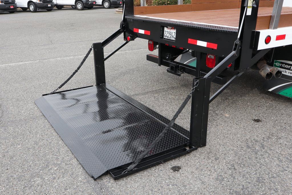 Used 2016 Ford F450 XLT image 9