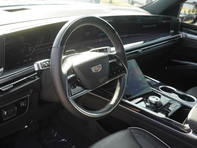 Used 2026 Cadillac Escalade Sport RWD image 5