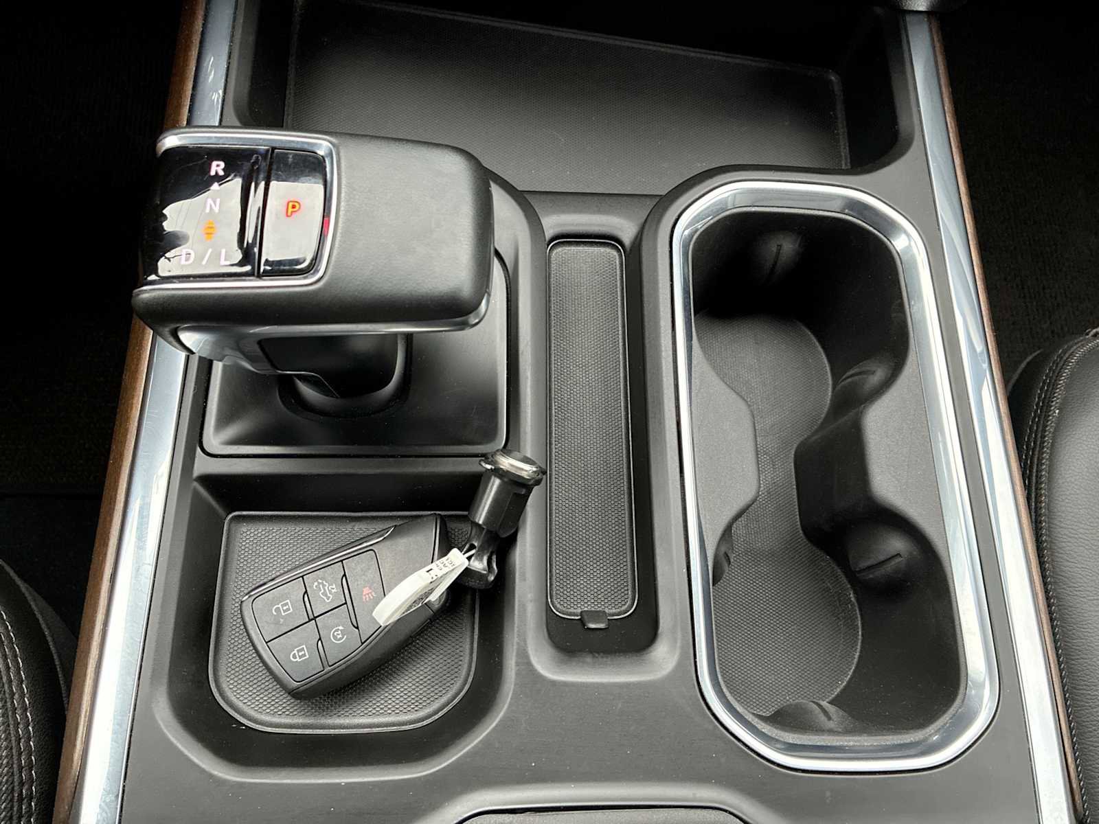 Certified 2022 Chevrolet Silverado 1500 High Country w/ Technology Package image 16