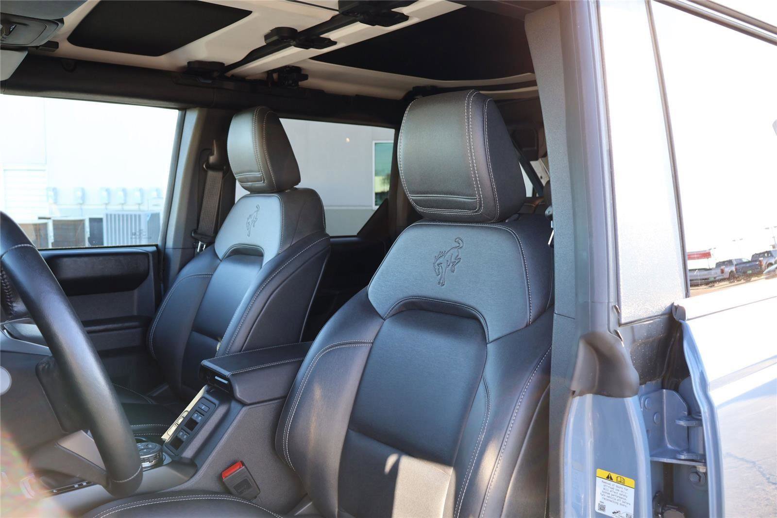 Used 2025 Ford Bronco Badlands image 14