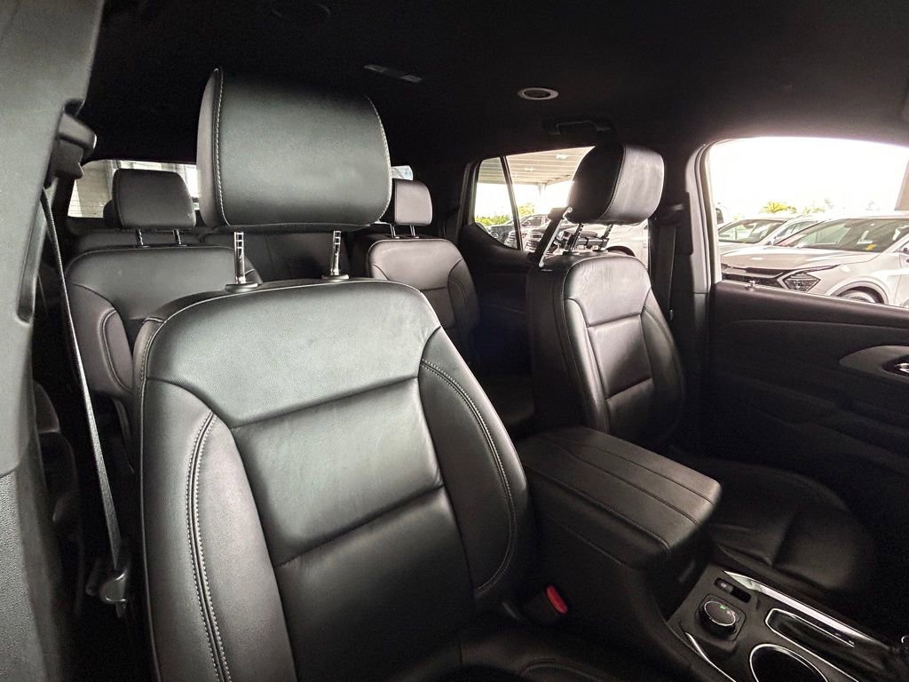 Used 2023 Chevrolet Traverse LT image 29