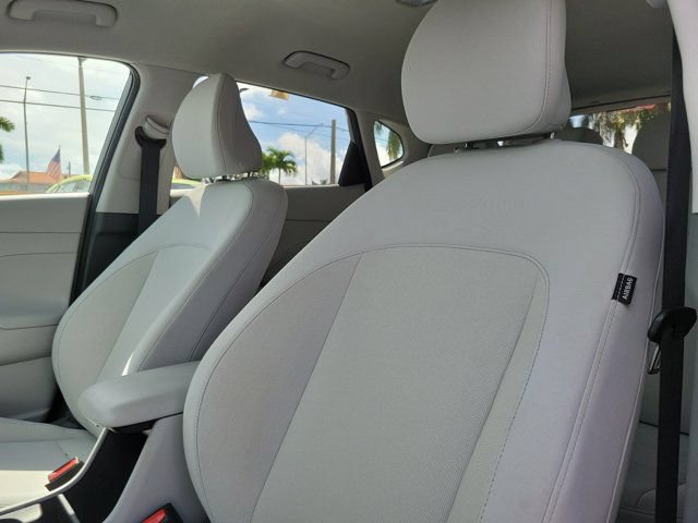 Certified 2024 Hyundai Kona SEL w/ Convenience Package AWD/4WD image 16