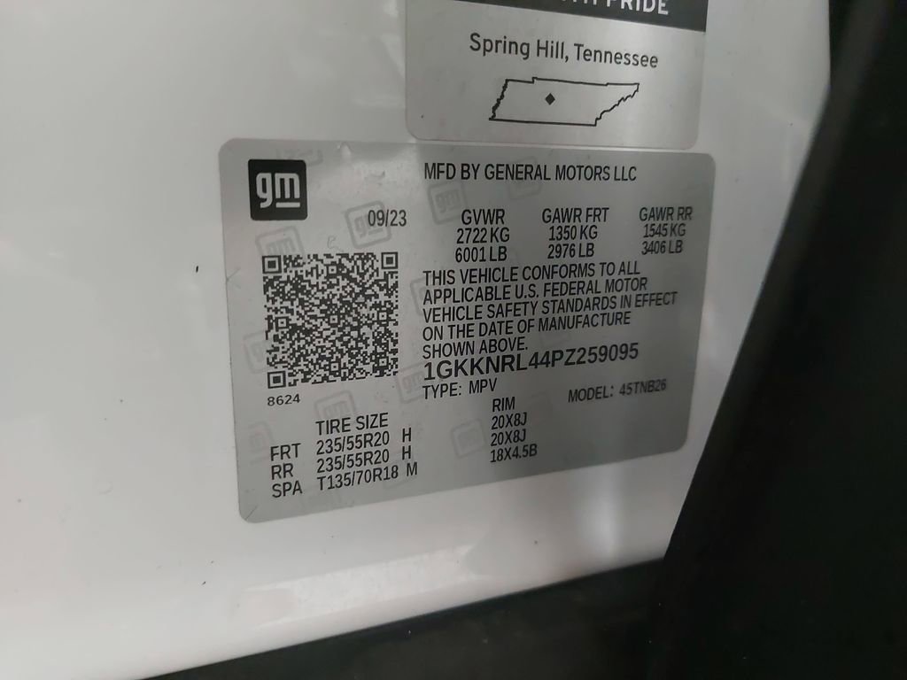 Used 2023 GMC Acadia SLE w/ Driver Convenience Package image 38