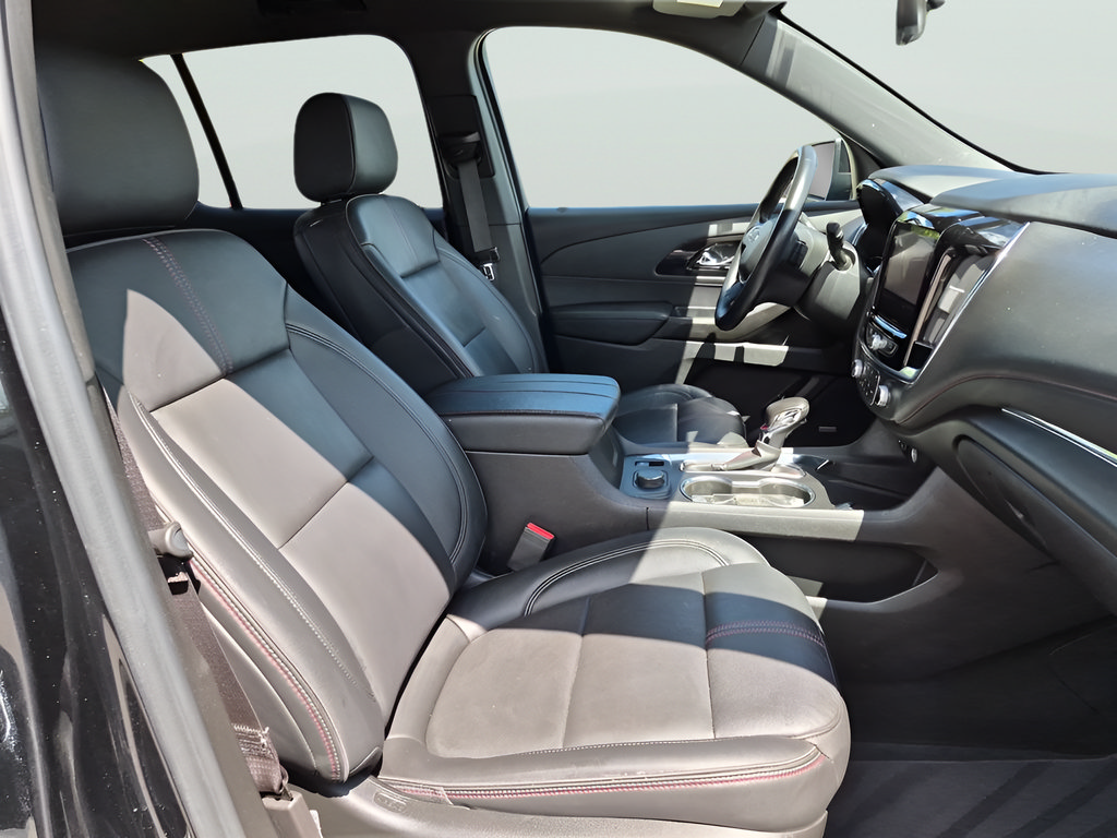 Used 2022 Chevrolet Traverse RS FWD image 41