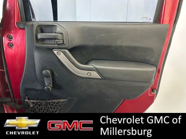 Used 2012 Jeep Wrangler Unlimited Sport AWD/4WD image 23