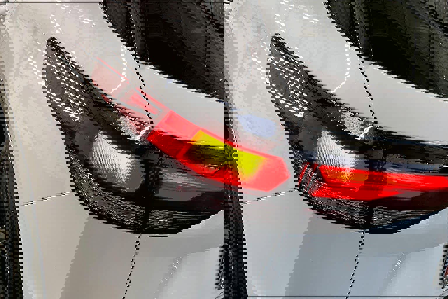 New 2026 Volkswagen Tiguan SE R-Line image 25