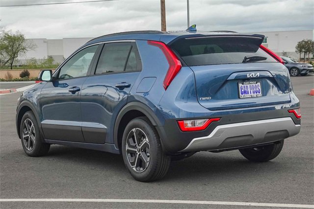 New 2025 Kia Niro EX image 13