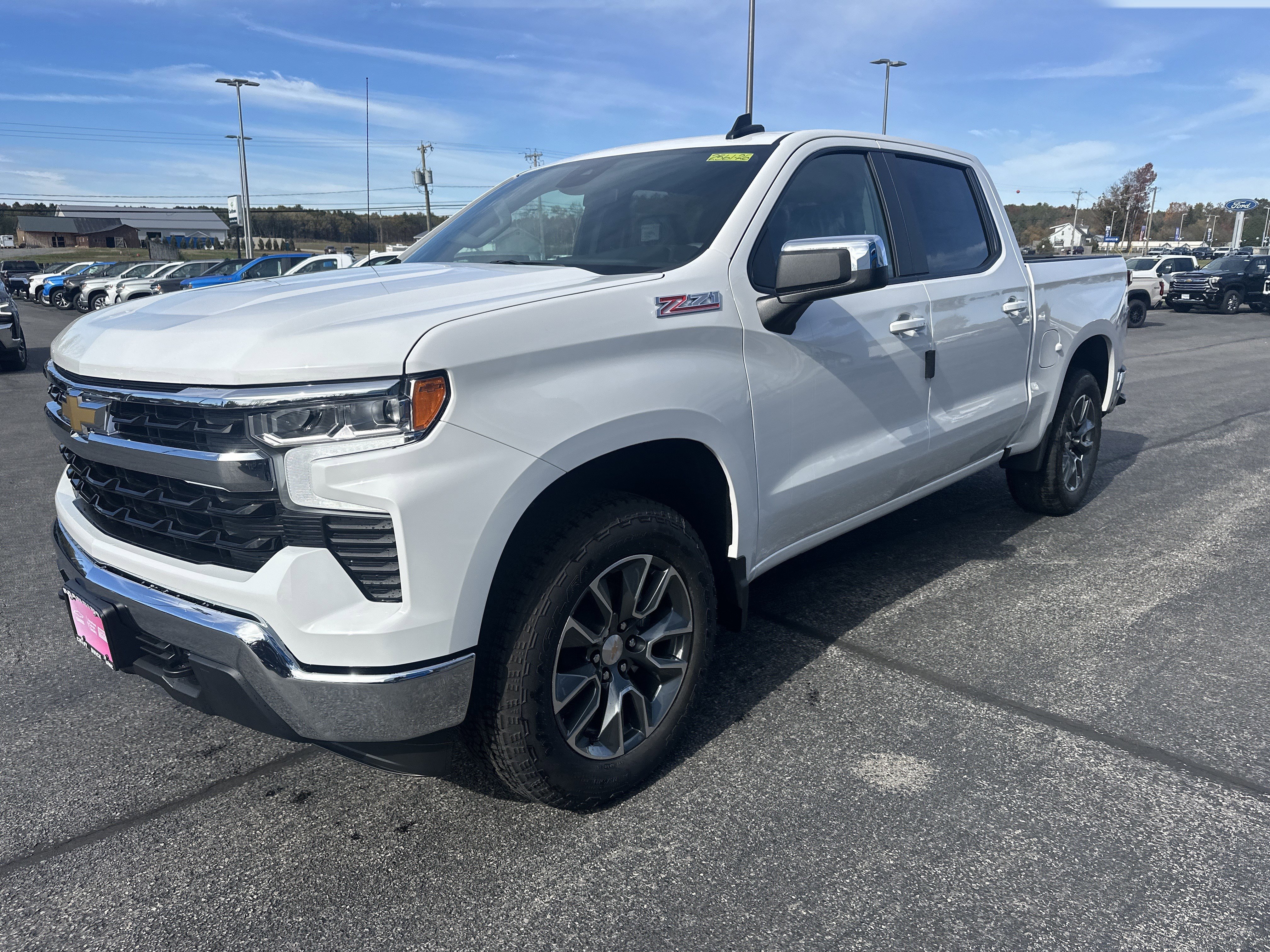 New 2026 Chevrolet Silverado 1500 LT image 3