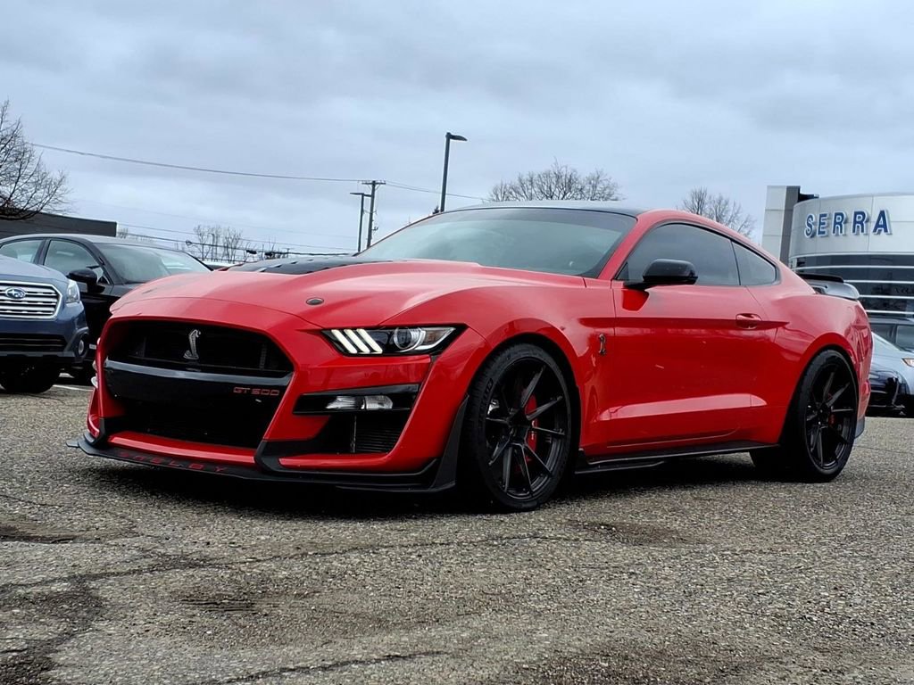 Used 2021 Ford Mustang Shelby GT500 w/ Technology Package RWD image 1