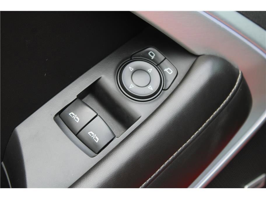 Used 2018 Chevrolet Camaro SS image 12