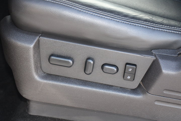 Used 2013 Ford F150 Lariat w/ Luxury Equipment Group AWD/4WD image 14
