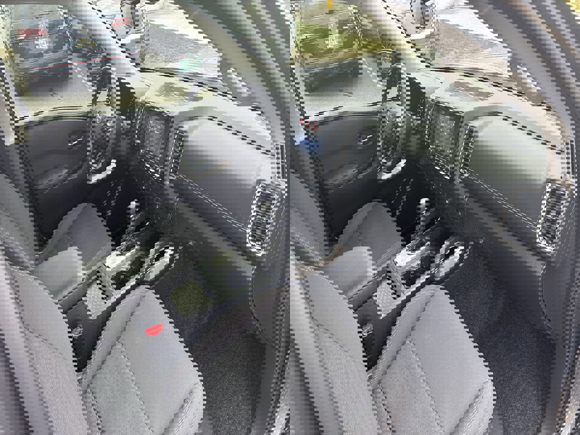 Used 2022 Nissan Frontier SV image 30