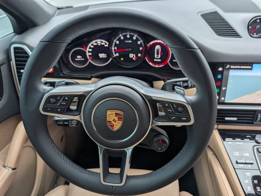 Certified 2023 Porsche Cayenne Platinum Edition AWD/4WD image 21